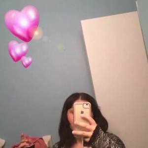 Meet your Posher, Alexis